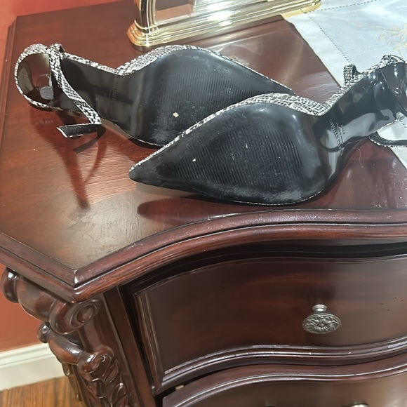 Shoes Victoria Secret’s/Stuart Collin Size: 8.50 - Picture 3 of 7